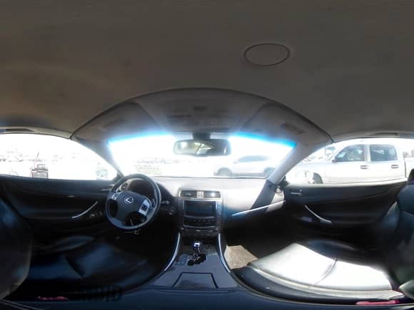 2012 Lexus IS 250 C z VIN JTHFF2C24C2522011, wystawiony jako IAAI lot #41944363 z przebiegiem 128 869 mil mil oraz . Historia ofert i sprzedaży dostępna na DreamBid. Obrazek 19.