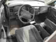 2003 Dodge Dakota z VIN 1D7FL16X83S288148, wystawiony jako Copart lot #51137395 z przebiegiem 156 485 mil mil oraz Czysty tytuł • Clean title. Historia ofert i sprzedaży dostępna na DreamBid. Obrazek 8.