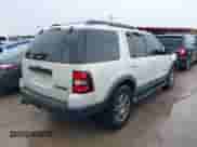 2008 Ford Explorer XLT с VIN 1FMEU63848UA58899, выставлен на аукционе IAAI как лот 42465422 с пробегом 205 889 миль миль и . История ставок и продаж доступна на DreamBid. Изображение 4.