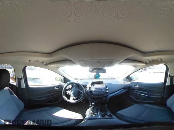 2017 Ford Escape SE z VIN 1FMCU9GDXHUC21779, wystawiony jako IAAI lot #43269673 z przebiegiem 131 569 mil mil oraz . Historia ofert i sprzedaży dostępna na DreamBid. Obrazek 18.