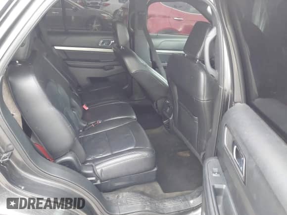 2018 Ford Explorer XLT z VIN 1FM5K7DH7JGA40847, wystawiony jako IAAI lot #43525561 z przebiegiem 85 342 mil mil oraz . Historia ofert i sprzedaży dostępna na DreamBid. Obrazek 8.