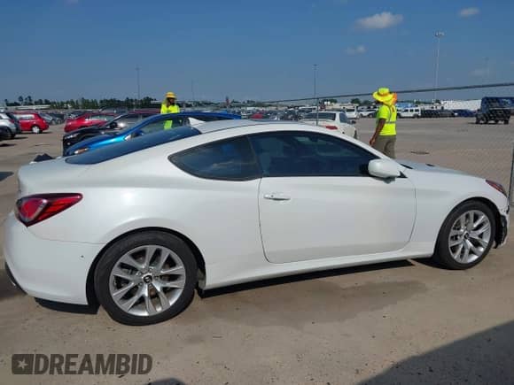 2013 Hyundai Genesis Coupe Premium с VIN KMHHT6KD8DU105294, выставлен на аукционе IAAI как лот 42408028 с пробегом 148 365 миль миль и . История ставок и продаж доступна на DreamBid. Изображение 13.