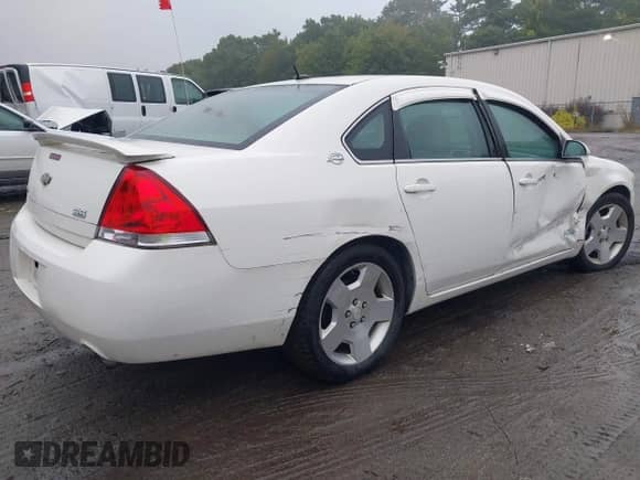 2008 Chevrolet Impala SS с VIN 2G1WD58CX89164425, выставлен на аукционе IAAI как лот 43308655 с пробегом 71 463 миль миль и . История ставок и продаж доступна на DreamBid. Изображение 4.