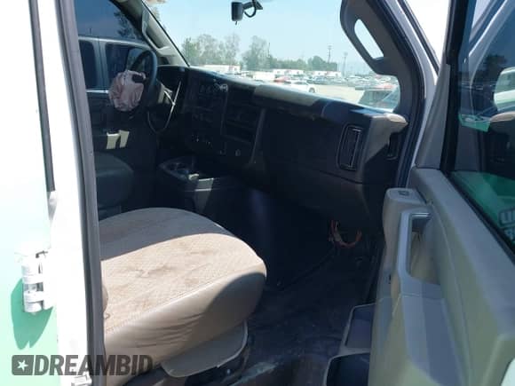 2018 Chevrolet Express Cargo с VIN 1GCWGAFG2J1241408, выставлен на аукционе IAAI как лот 42158235 с пробегом 138 891 миль миль и . История ставок и продаж доступна на DreamBid. Изображение 5.