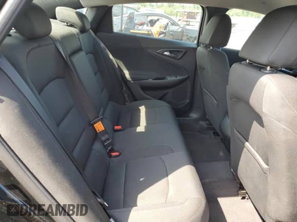 2017 Chevrolet Malibu LS с VIN 1G1ZB5ST9HF116210, выставлен на аукционе Copart как лот 68850305 с пробегом 34 093 миль миль и Списание • Salvage title. История ставок и продаж доступна на DreamBid. Изображение 10.