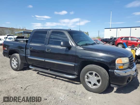 2005 GMC Sierra 1500 SLE z VIN 2GTEK13T351241316, wystawiony jako Copart lot #64139725 z przebiegiem 217 454 mil mil oraz Szkoda całkowita • Salvage title. Historia ofert i sprzedaży dostępna na DreamBid. Obrazek 4.