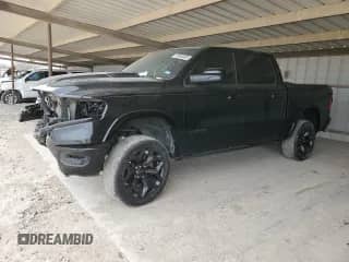 2020 Ram 1500 Limited z VIN 1C6RREHT5LN210164, wystawiony jako Copart lot #45563805 z przebiegiem 49 226 mil mil oraz Szkoda całkowita • Salvage title. Historia ofert i sprzedaży dostępna na DreamBid. Obrazek 1.