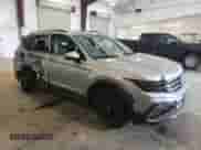 2022 Volkswagen Tiguan S с VIN 3VV0B7AX0NM081022, выставлен на аукционе Copart как лот 66845105 с пробегом 19 173 миль миль и На запчасти • Non repairable. История ставок и продаж доступна на DreamBid. Изображение 4.