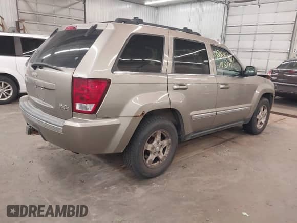 2006 Jeep Grand Cherokee Limited с VIN 1J8HR58206C209587, выставлен на аукционе IAAI как лот 42883141 с пробегом 191 345 миль миль и . История ставок и продаж доступна на DreamBid. Изображение 4.