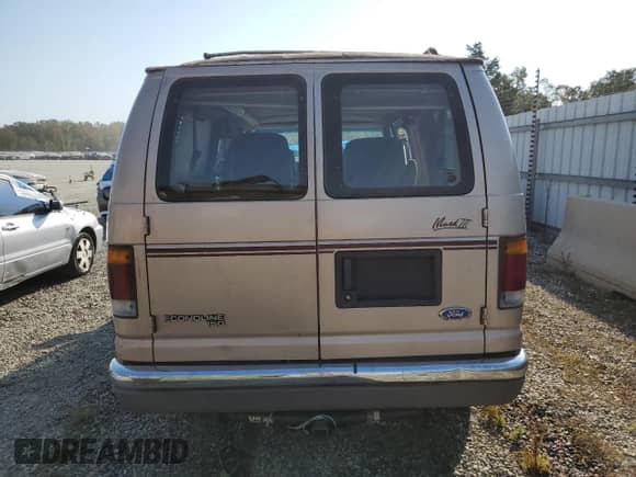 1993 Ford Econoline Cargo с VIN 1FDEE14N3PHA63541, выставлен на аукционе Copart как лот 75515764 с пробегом Не указан миль и Списание • Salvage title. История ставок и продаж доступна на DreamBid. Изображение 6.