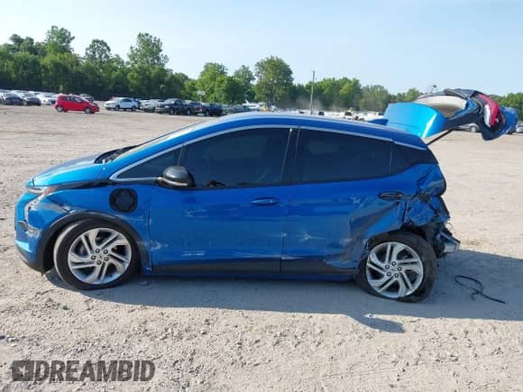 2023 Chevrolet Bolt EV 1LT с VIN 1G1FW6S00P4120675, выставлен на аукционе IAAI как лот 42823745 с пробегом 57 260 миль миль и . История ставок и продаж доступна на DreamBid. Изображение 14.