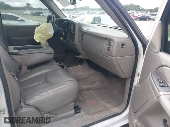 2005 GMC Sierra 1500 SLE with VIN 2GTEK13T851282721, listed as a IAAI auction lot 42390234 with 257,073 mi miles and . Bid and sale history available at DreamBid. Image 5.
