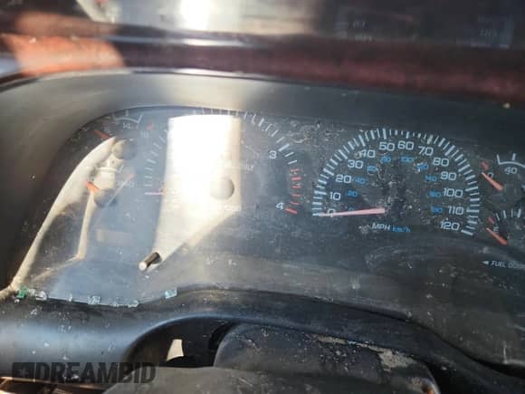 2000 Dodge 2500 with VIN 3B7KF2361YG115040, listed as a Copart auction lot 71311315 with Not provided miles and Salvage title. Bid and sale history available at DreamBid. Image 9.