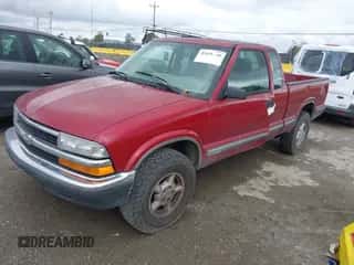 1998 Chevrolet S-10 LS с VIN 1GCDT19X1W8149168, выставлен на аукционе IAAI как лот 43450846 с пробегом 167 023 миль миль и . История ставок и продаж доступна на DreamBid. Изображение 2.
