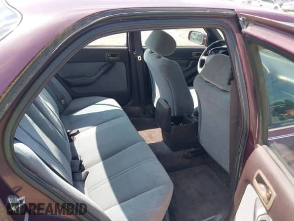 1992 Toyota Camry LE с VIN 4T1SK12EXNU135354, выставлен на аукционе IAAI как лот 42786369 с пробегом 154 521 миль миль и . История ставок и продаж доступна на DreamBid. Изображение 8.