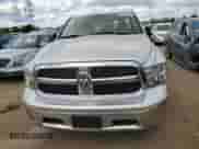 2016 Ram 1500 SLT z VIN 1C6RR7GG0GS149250, wystawiony jako Copart lot #69988115 z przebiegiem 55 398 mil mil oraz Szkoda całkowita • Salvage title. Historia ofert i sprzedaży dostępna na DreamBid. Obrazek 5.