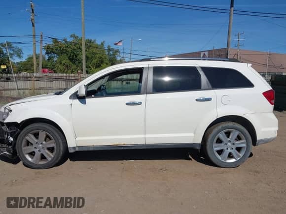 2014 Dodge Journey Limited с VIN 3C4PDCDG2ET185500, выставлен на аукционе IAAI как лот 43352462 с пробегом 124 055 миль миль и . История ставок и продаж доступна на DreamBid. Изображение 13.