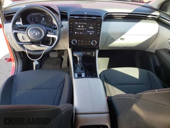 2022 Hyundai Tucson SEL с VIN 5NMJBCAE1NH035485, выставлен на аукционе Copart как лот 81626815 с пробегом 57 886 миль миль и Списание • Salvage title. История ставок и продаж доступна на DreamBid. Изображение 8.