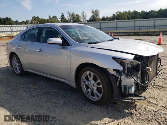 2013 Nissan Maxima SV with VIN 1N4AA5AP6DC804145, listed as a Copart auction lot 80356035 with 143,743 mi miles and Salvage title. Bid and sale history available at DreamBid. Image 4.