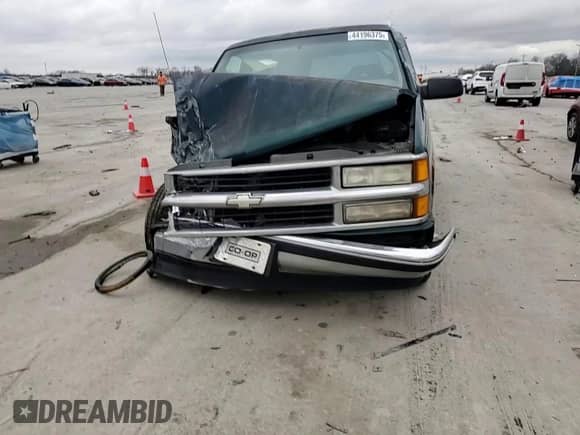 1997 Chevrolet Silverado 1500 with VIN 1GCEC19W1VE157394, listed as a Copart auction lot 44196375 with 232,327 mi miles and Salvage title. Bid and sale history available at DreamBid. Image 11.