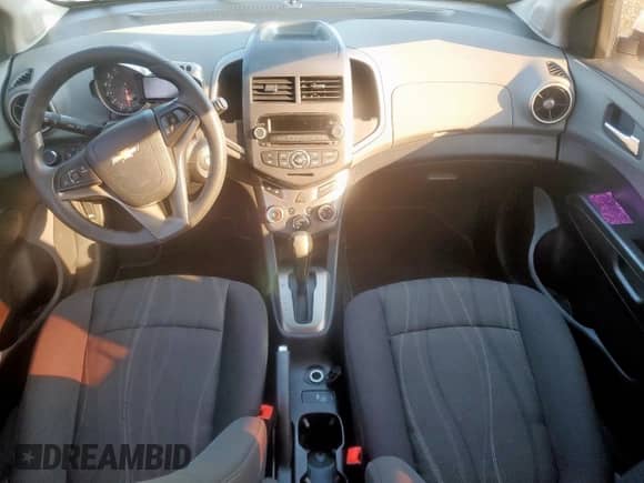 2015 Chevrolet Sonic LT with VIN 1G1JC6SH5F4196643, listed as a Copart auction lot 71075155 with 82,089 mi miles and Salvage title. Bid and sale history available at DreamBid. Image 8.