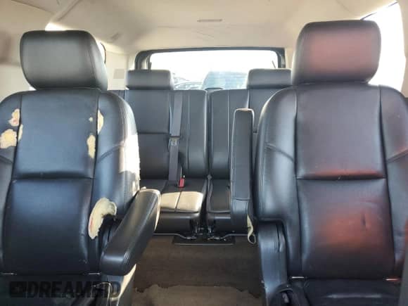 2011 Chevrolet Suburban LTZ с VIN 1GNSCKE01BR275919, выставлен на аукционе Copart как лот 46934455 с пробегом 247 841 миль миль и Чистый • Clean title. История ставок и продаж доступна на DreamBid. Изображение 10.