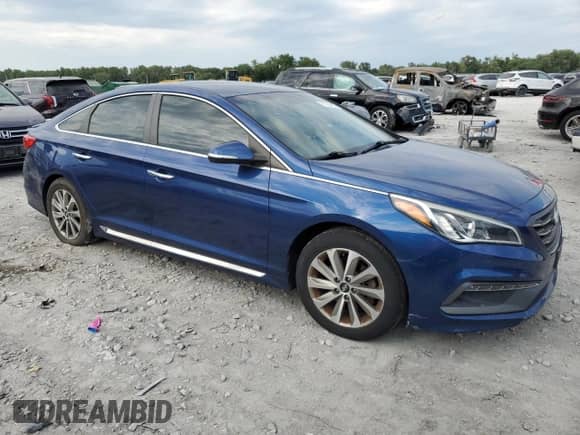 2015 Hyundai Sonata Limited with VIN 5NPE34AF8FH066024, listed as a Copart auction lot 71424495 with 125,252 mi miles and Salvage title. Bid and sale history available at DreamBid. Image 4.