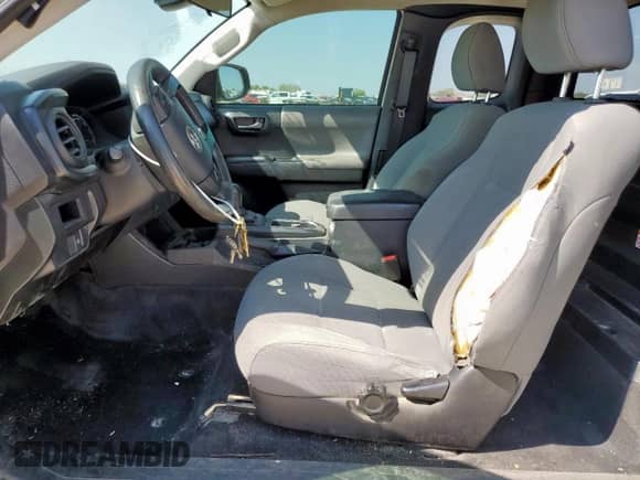2019 Toyota Tacoma SR z VIN 5TFRX5GN9KX156923, wystawiony jako Copart lot #80000885 z przebiegiem 101 823 mil mil oraz Szkoda całkowita • Salvage title. Historia ofert i sprzedaży dostępna na DreamBid. Obrazek 7.