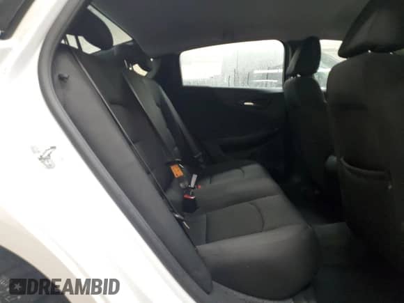 2025 Chevrolet Malibu LS z VIN 1G1ZC5STXSF110517, wystawiony jako Copart lot #85521174 z przebiegiem 14 039 mil mil oraz Czysty tytuł • Clean title. Historia ofert i sprzedaży dostępna na DreamBid. Obrazek 10.