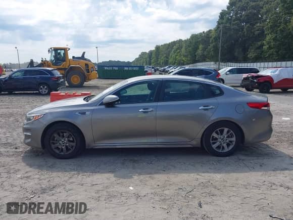 2018 Kia Optima LX с VIN 5XXGT4L35JG232662, выставлен на аукционе IAAI как лот 43148510 с пробегом 156 370 миль миль и . История ставок и продаж доступна на DreamBid. Изображение 14.