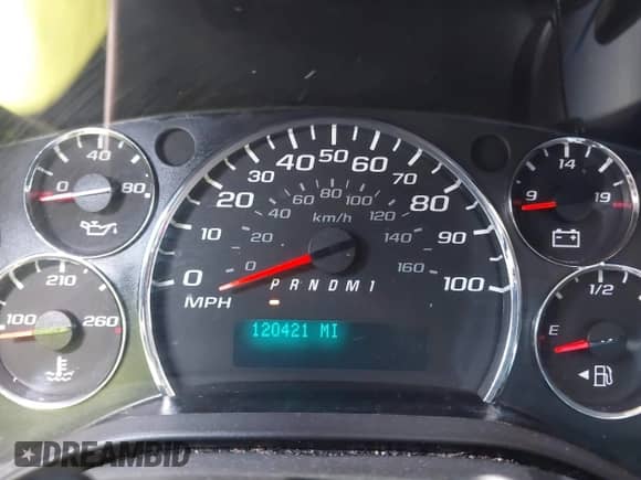 2018 Chevrolet Express Cargo with VIN 1GCZGHFGXJ1165877, listed as a IAAI auction lot 42642887 with 120,421 mi miles and . Bid and sale history available at DreamBid. Image 7.