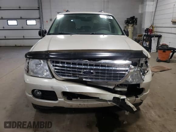 2005 Ford Explorer Limited с VIN 1FMZU75WX5ZA12656, выставлен на аукционе Copart как лот 82709825 с пробегом 229 924 миль миль и Списание • Salvage title. История ставок и продаж доступна на DreamBid. Изображение 5.