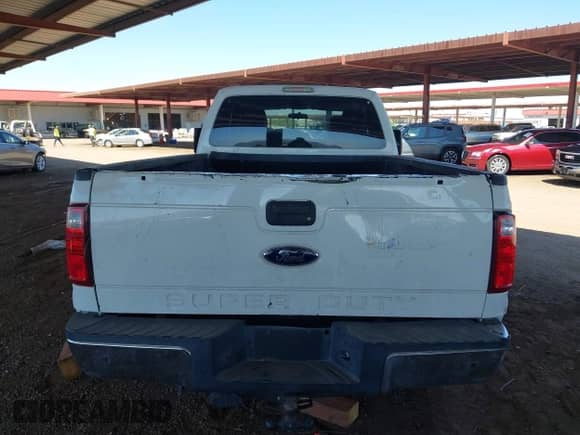 2013 Ford F-250 XL z VIN 1FT7X2A67DEA84755, wystawiony jako IAAI lot #43124388 z przebiegiem 321 058 mil mil oraz . Historia ofert i sprzedaży dostępna na DreamBid. Obrazek 16.