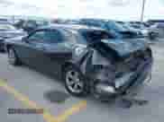 2021 Dodge Challenger SXT z VIN 2C3CDZAG2MH627290, wystawiony jako IAAI lot #42442041 z przebiegiem 72 233 mil mil oraz . Historia ofert i sprzedaży dostępna na DreamBid. Obrazek 3.