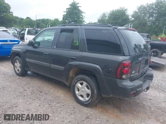 2003 Chevrolet TrailBlazer LT с VIN 1GNDS13S832262055, выставлен на аукционе IAAI как лот 42554868 с пробегом 254 651 миль миль и . История ставок и продаж доступна на DreamBid. Изображение 3.