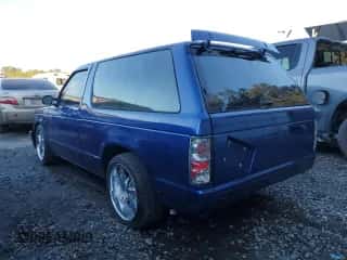 1992 Chevrolet Blazer LS с VIN 1GNCS18W1N0135749, выставлен на аукционе Copart как лот 83678594 с пробегом Не указан миль и Списание • Salvage title. История ставок и продаж доступна на DreamBid. Изображение 2.