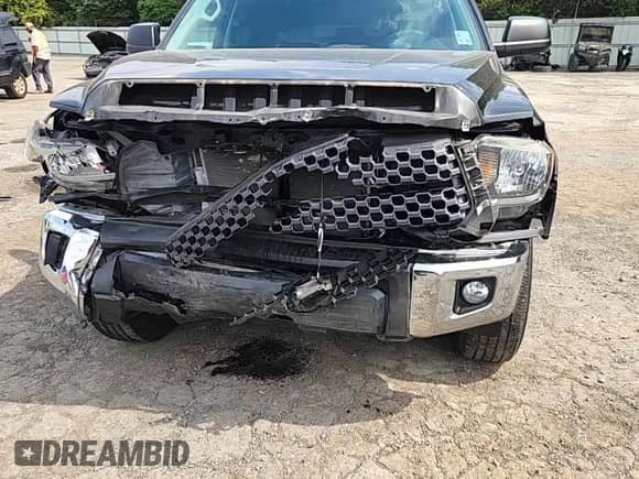 2020 Toyota Tundra SR5 with VIN 5TFEY5F12LX267034, listed as a Copart auction lot 84702905 with 37,338 mi miles and Salvage title. Bid and sale history available at DreamBid. Image 14.