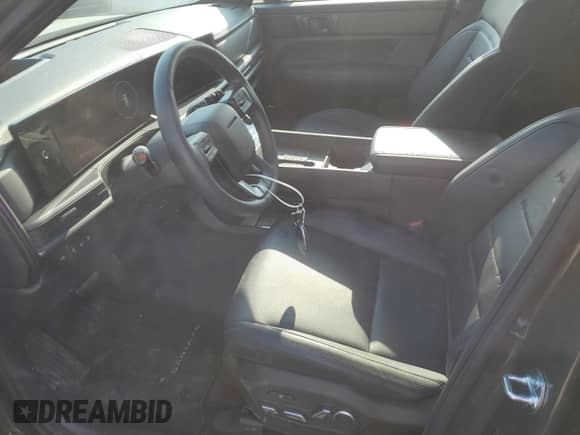 2024 Hyundai Santa Fe Calligraphy z VIN 5NMP5DGL3RH026175, wystawiony jako Copart lot #75323574 z przebiegiem 4 660 mil mil oraz Szkoda całkowita • Salvage title. Historia ofert i sprzedaży dostępna na DreamBid. Obrazek 7.