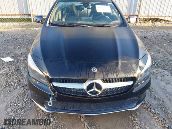 2018 Mercedes-Benz CLA 250 with VIN WDDSJ4GB3JN592444, listed as a IAAI auction lot 43466764 with 94,347 mi miles and . Bid and sale history available at DreamBid. Image 6.