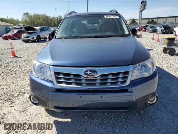 2013 Subaru Forester X Premium z VIN JF2SHADC5DH422060, wystawiony jako Copart lot #84913345 z przebiegiem 133 135 mil mil oraz Szkoda całkowita • Salvage title. Historia ofert i sprzedaży dostępna na DreamBid. Obrazek 5.