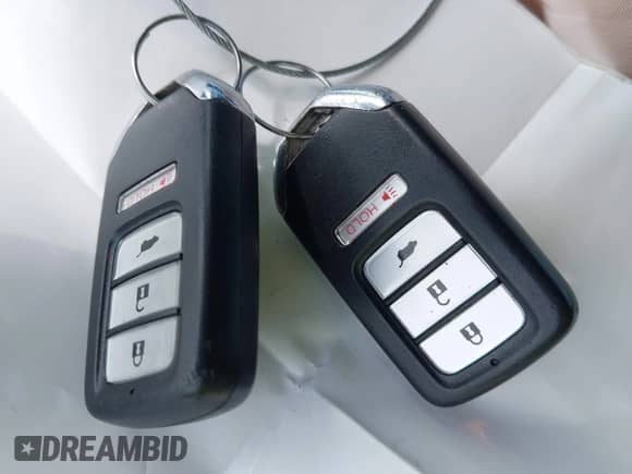 2018 Honda Pilot LX с VIN 5FNYF6H18JB072567, выставлен на аукционе IAAI как лот 42669142 с пробегом 88 300 миль миль и . История ставок и продаж доступна на DreamBid. Изображение 11.