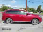 2014 Nissan Pathfinder SV z VIN 5N1AR2MN8EC732048, wystawiony jako IAAI lot #43437592 z przebiegiem 133 609 mil mil oraz . Historia ofert i sprzedaży dostępna na DreamBid. Obrazek 14.