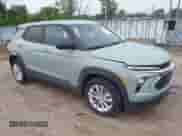 2025 Chevrolet TrailBlazer LS с VIN KL79MMSL8SB134463, выставлен на аукционе IAAI как лот 42420651 с пробегом 8 508 миль миль и . История ставок и продаж доступна на DreamBid. Изображение 1.