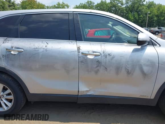 2019 Kia Sorento LX with VIN 5XYPGDA50KG440518, listed as a IAAI auction lot 42812826 with 133,828 mi miles and . Bid and sale history available at DreamBid. Image 13.