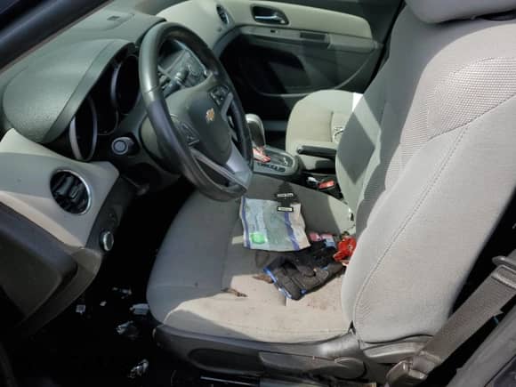 2014 Chevrolet Cruze 1LT с VIN 1G1PC5SB0E7251433, выставлен на аукционе Copart как лот 58558345 с пробегом 137 097 миль миль и Списание • Salvage title. История ставок и продаж доступна на DreamBid. Изображение 7.