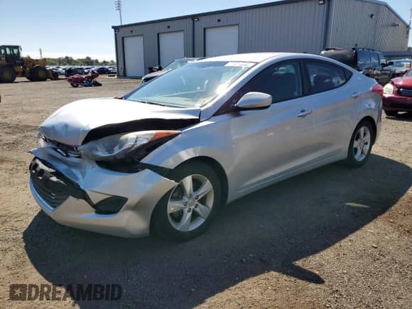 2013 Hyundai Elantra GLS with VIN 5NPDH4AE4DH416864, listed as a Copart auction lot 72017845 with 116,948 mi miles and Salvage title. Bid and sale history available at DreamBid. Image 1.