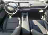 2025 Hyundai Ioniq 6 SEL с VIN KMHM34AA2SA086492, выставлен на аукционе Copart как лот 61184165 с пробегом 1 063 миль миль и Списание • Salvage title. История ставок и продаж доступна на DreamBid. Изображение 8.