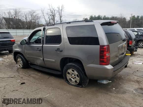 2009 Chevrolet Tahoe Commercial z VIN 1GNFK13029R131033, wystawiony jako Copart lot #81116854 z przebiegiem 128 684 mil mil oraz Nie do naprawy • Non repairable. Historia ofert i sprzedaży dostępna na DreamBid. Obrazek 2.