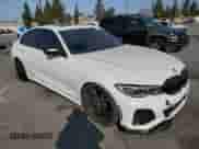 2020 BMW 3 Series M340i z VIN 3MW5U7J06L8B43821, wystawiony jako Copart lot #65048555 z przebiegiem 54 987 mil mil oraz Szkoda całkowita • Salvage title. Historia ofert i sprzedaży dostępna na DreamBid. Obrazek 4.