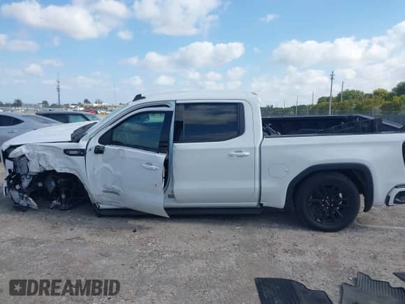 2021 GMC Sierra 1500 Elevation с VIN 3GTP8CET7MG371993, выставлен на аукционе IAAI как лот 42157784 с пробегом 45 490 миль миль и . История ставок и продаж доступна на DreamBid. Изображение 15.